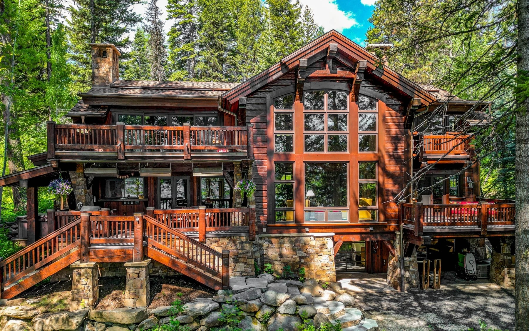 Rocky Shore: a lakefront custom home on Payette Lake